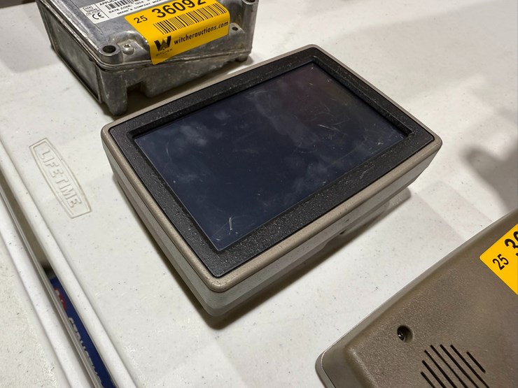 john-deere-7-image-1