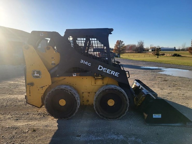 2018-deere-314g-image-6