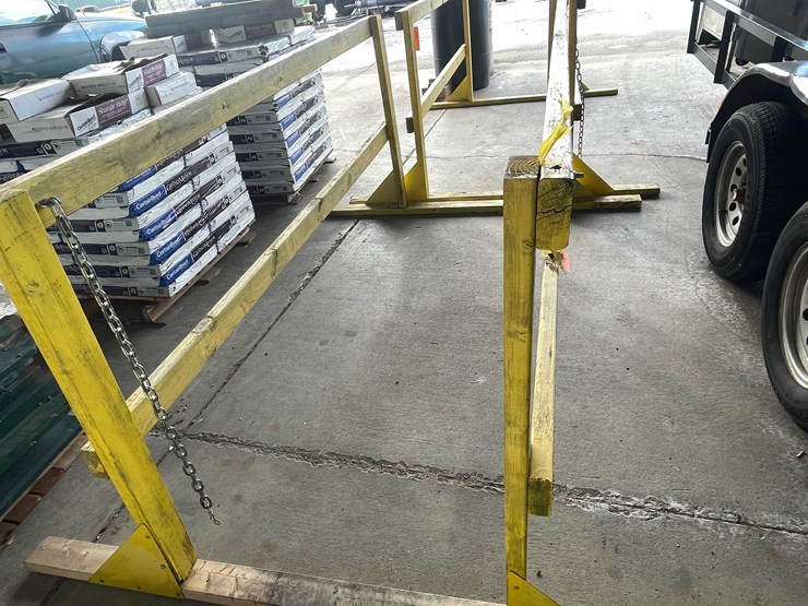 #2276-•-wooden-roof-entrance-safety-rail-image-2