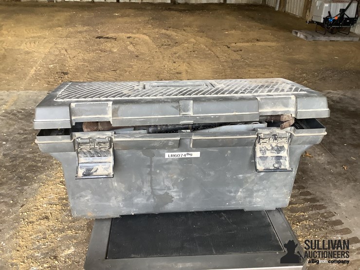 tool-box-w/-assorted-tools-image-4