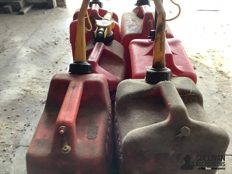 assorted-gas-jugs-image-10