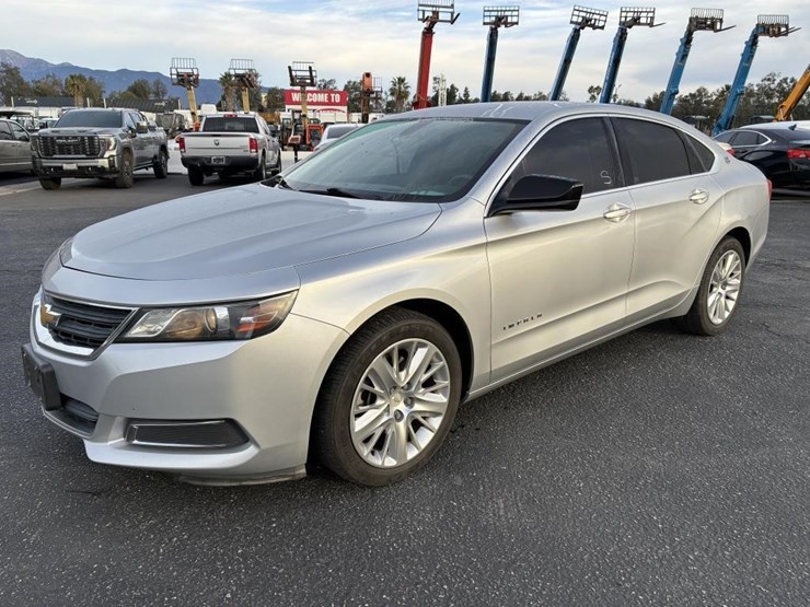 2019-chevrolet-impala-sedan-image-1