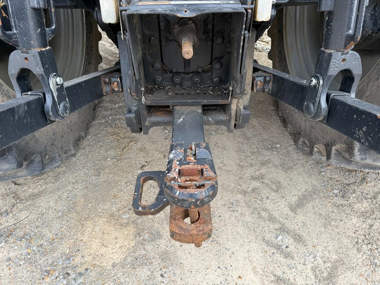 2015-case-ih-340-image-37