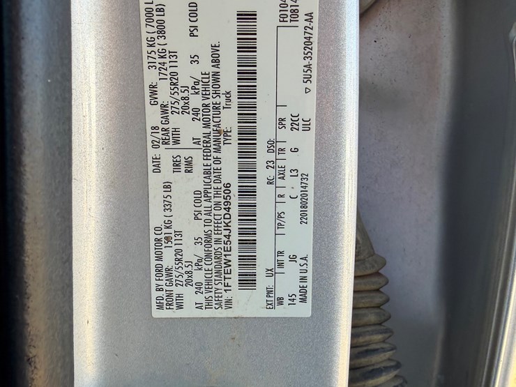 2018-ford-f150-image-24