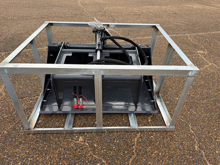 #7950-•-mini-skid-steer-grapple-bucket-image-5