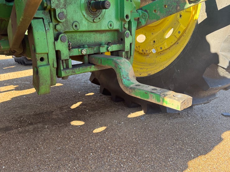 john-deere-6145r-image-7