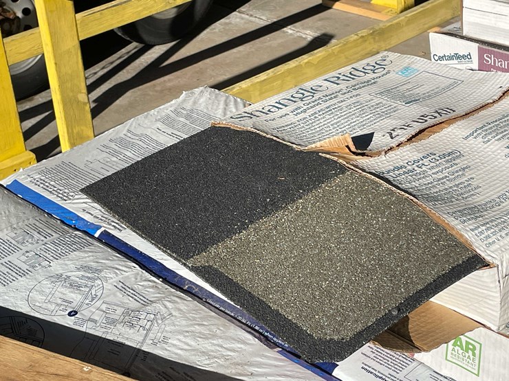 #2780-•-pallet-of-certainteed-shingles-image-11