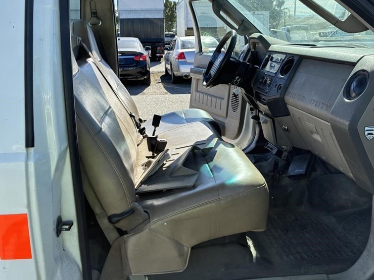 2008-ford-f450-image-8