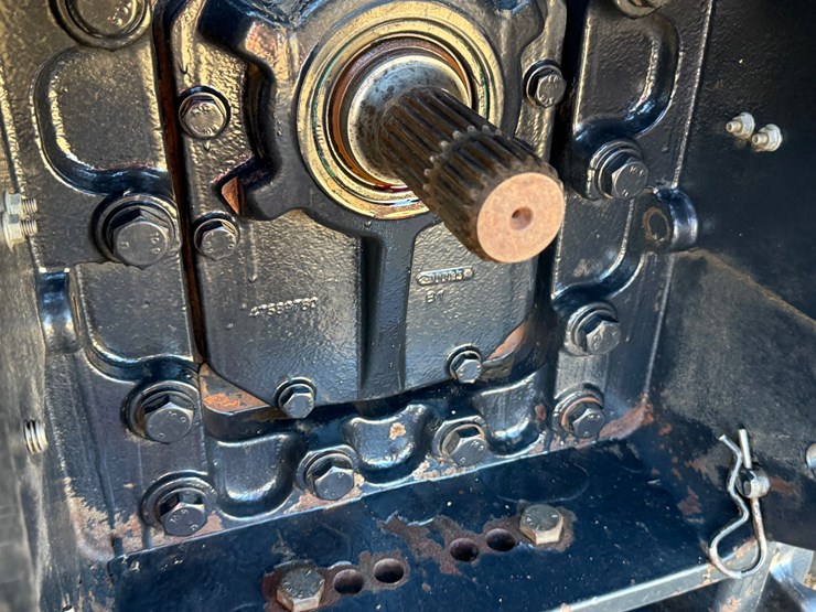 2016-case-ih-magnum-310-image-15