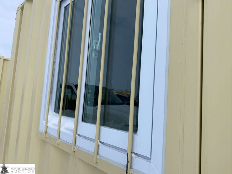 10'-2-door-multi-use-sea-container-image-11