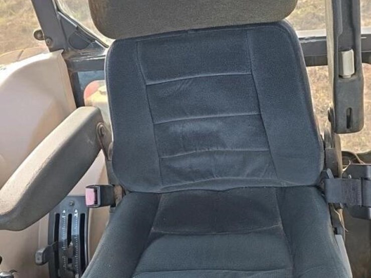 kubota-la1353-image-16