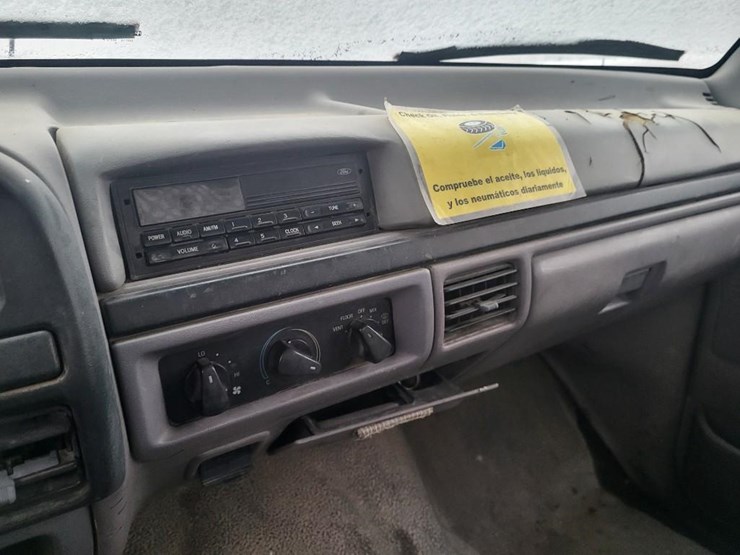 1997-ford-f450-image-41