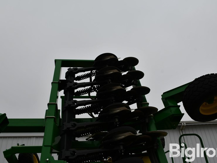 2015-john-deere-35-image-20