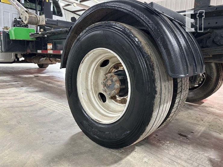 2023-ford-f650-sd-image-33