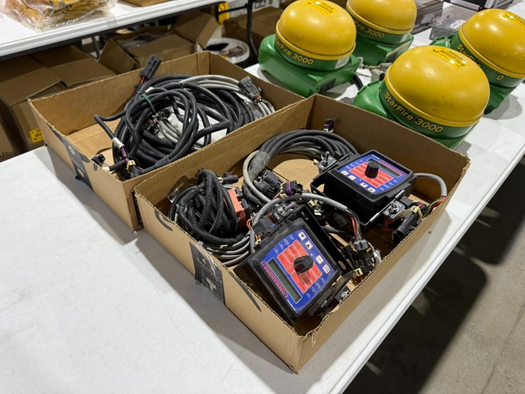 #35-•-lot-of-(2)-surefire-commanders-inv#-36084-image-2