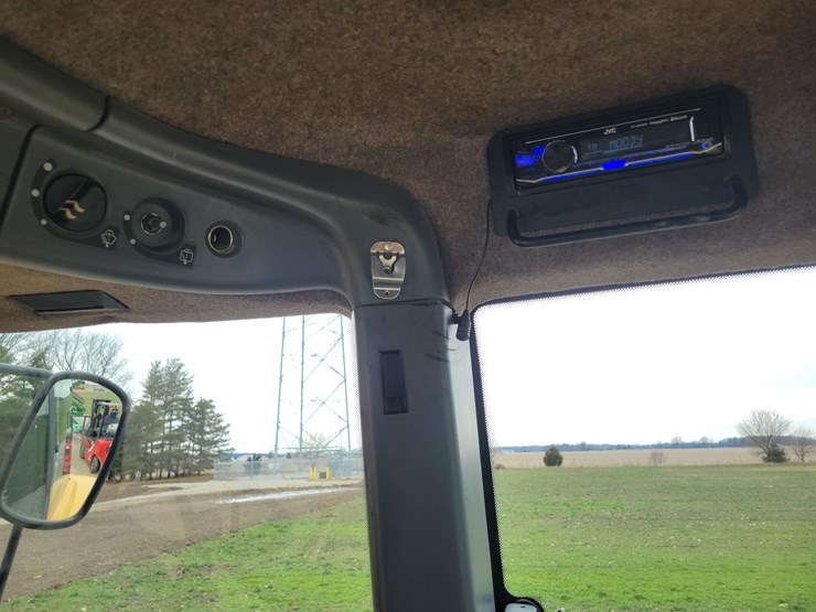 1998-cat-45-track-tractor-image-15