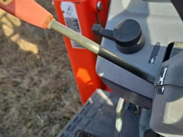 kubota-la853-image-26