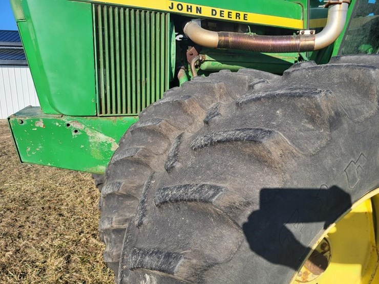 john-deere-7520-image-13