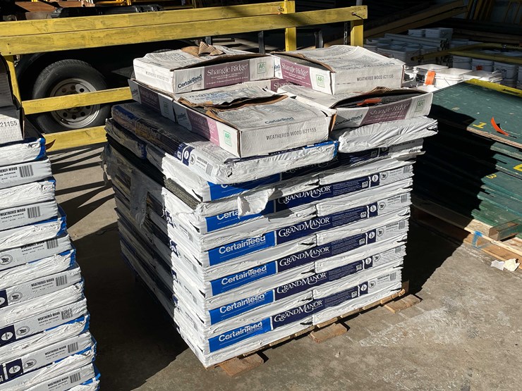 #2781-•-pallet-of-certainteed-shingles-image-1