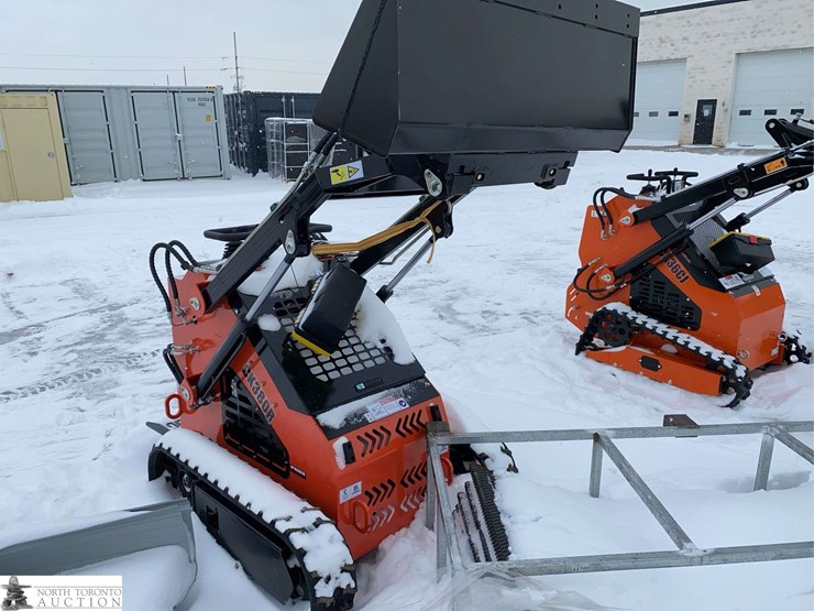 2026-unused-captok-ck380r-tracked-mini-skid-steer-image-3