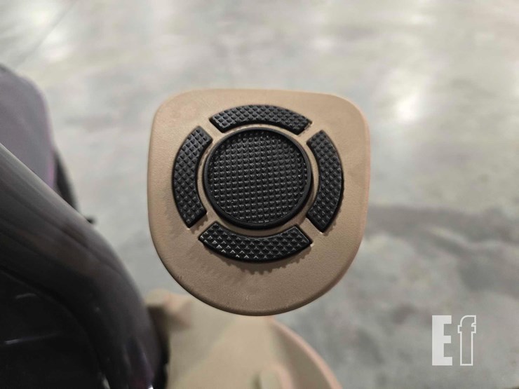 2025-ir-irgc40-image-12