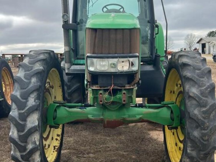 2010-john-deere-7330-image-2