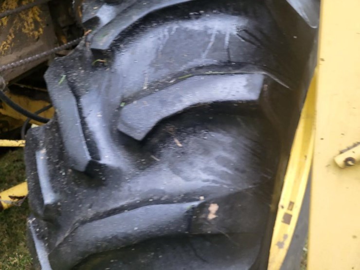 new-holland-tr88-image-14