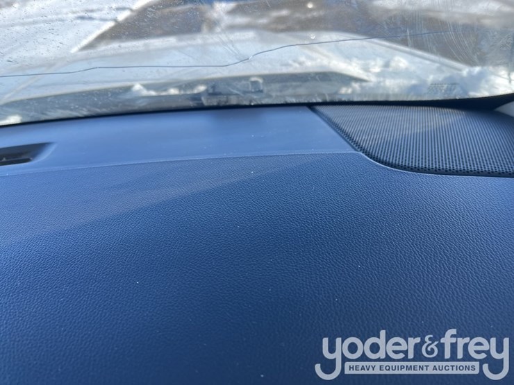 2015-chevrolet-silverado-1500-image-33