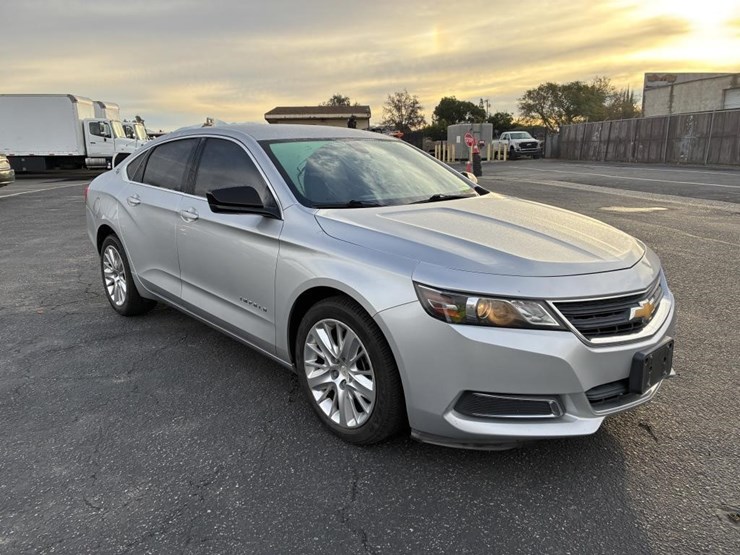 2019-chevrolet-impala-sedan-image-2