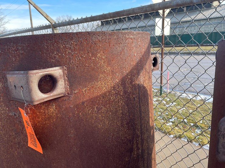 #2266-•-steel-tank-image-10