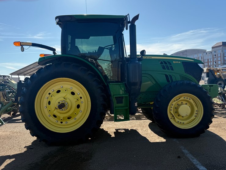john-deere-6145r-image-6