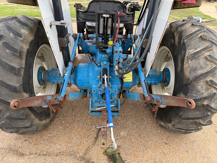 ford-5610-image-8