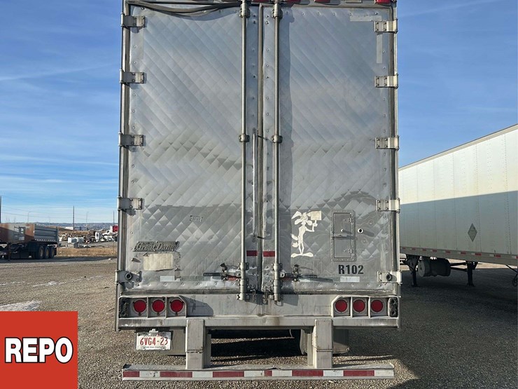 2009-great-dane-53-image-13