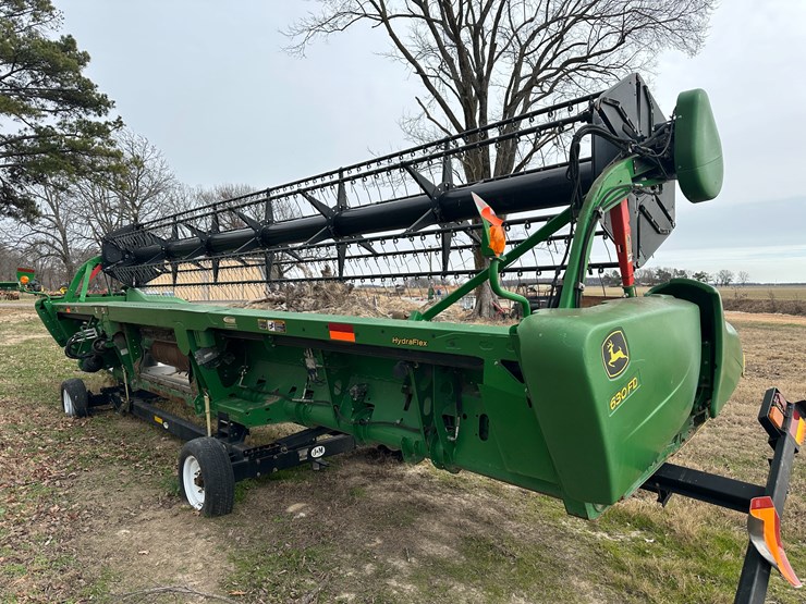 2017-john-deere-630fd-image-4