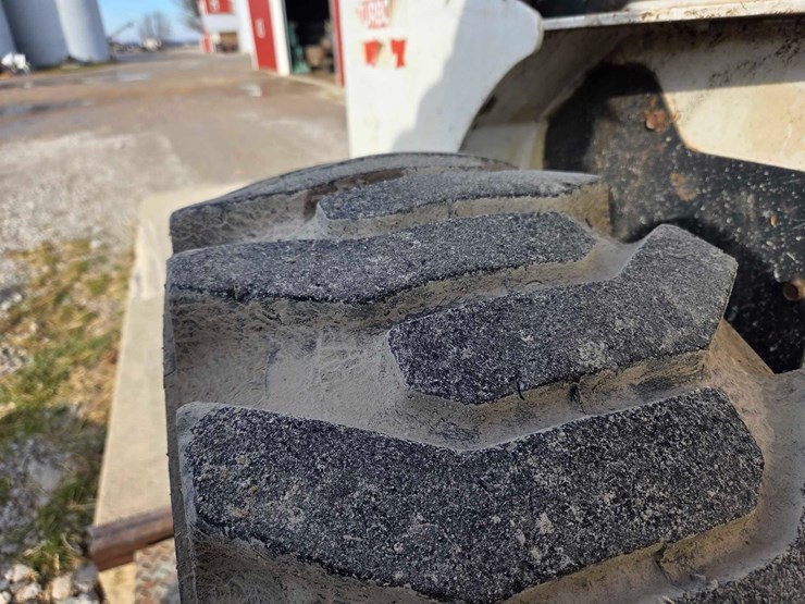 2008-bobcat-a300-image-4