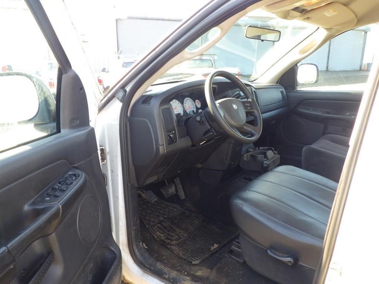 2005-dodge-ram-1500-image-5