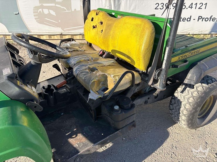 2016-john-deere-gator-image-8