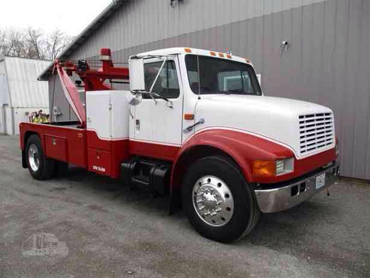 1984-international-s1900-image-2