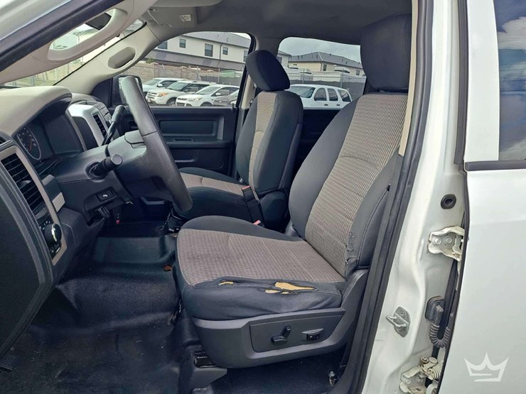 2012-dodge-ram-1500-image-12