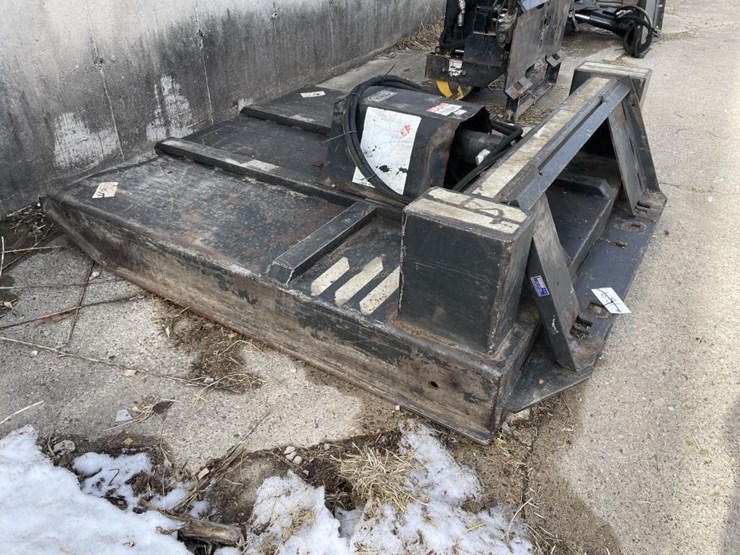 universal-attach-5'-brush-cutter-image-1