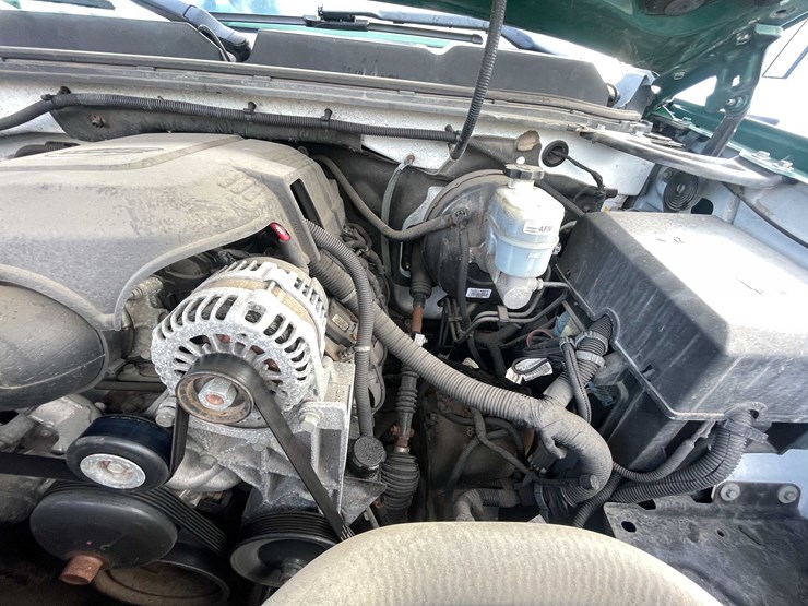 2011-chevrolet-1500-image-63