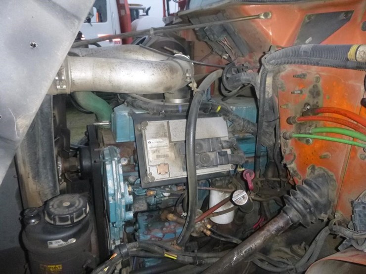 1999-international-4900-image-22