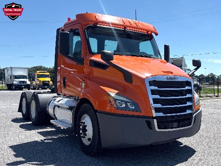 2019-freightliner-cascadia-116-image-1
