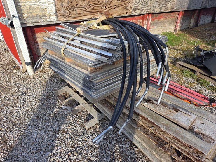 48'-flatbed-trailer-sides-&-tarp-bows-image-1