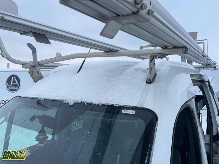 2012-ford-transit-connect-image-23