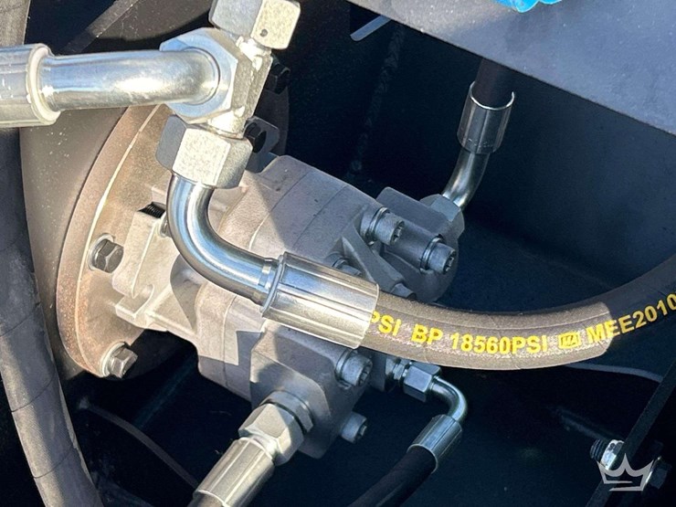 2025-pabreak-hydraulic-vibratory-plate-compactor-skid-steer-attachment-image-7