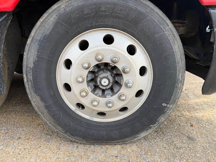 2007-kenworth-t600-image-23