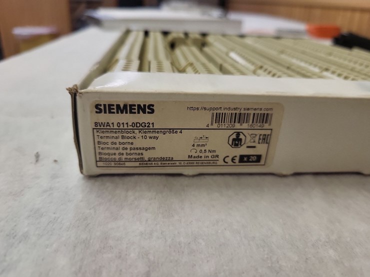 (20)-siemens-din-rail-10-space-connector-blocks---tag-#1223-image-5