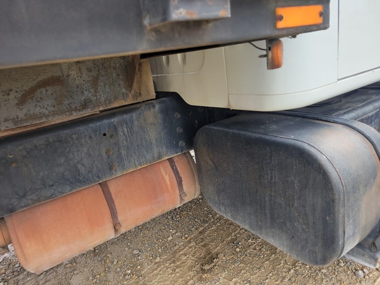 2000-case-ih-4700-image-20