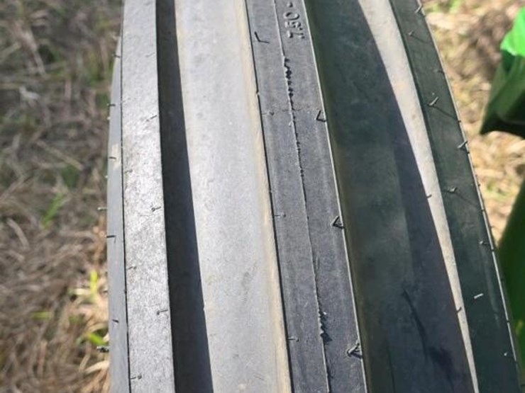 1993-john-deere-6100-image-3